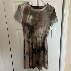 Wallflower Size Small T-Shirt Dress